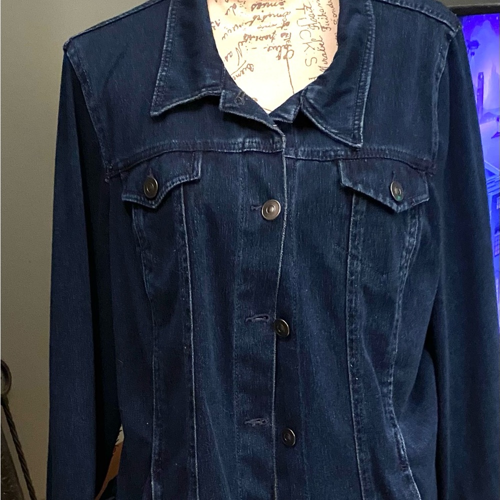 Gloria Vanderbilt jean jacket.